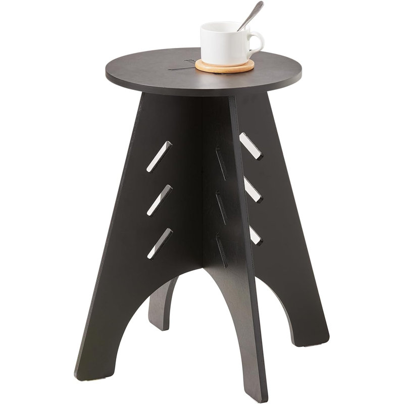 Matrikas End Table, Black