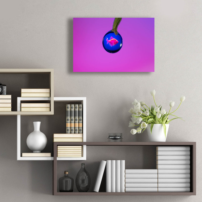 «Glofish In A Drop 2» par Gordon Semmens, H 16 po x l 24 po x P 0,2 po