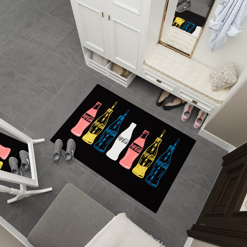 Tapis antidérapant à bouteilles multiples Coca-Cola, Rectangle 3 pi 3 po x 5 pi