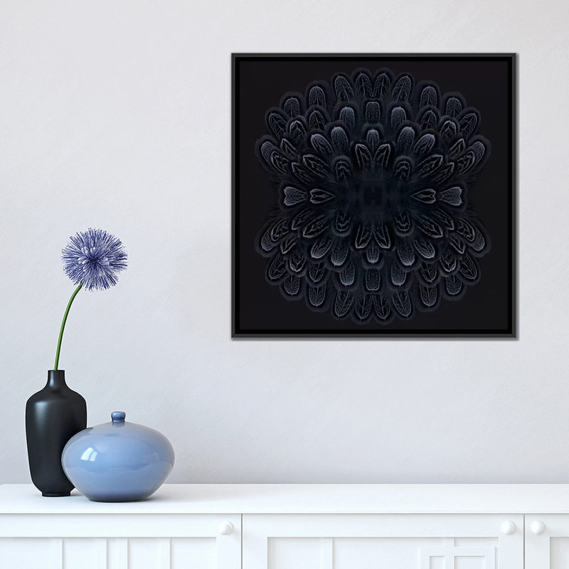 « grey plum explosion », reproduction d’impression sur toile, Toile avec cadre noir, Pas de tapis