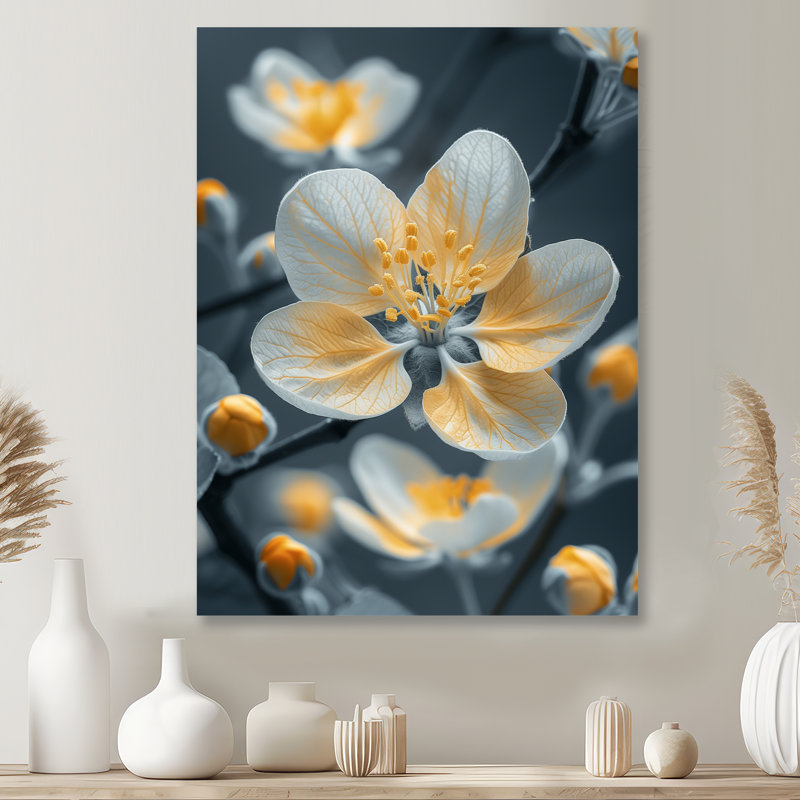 «Yellow Apple Blossom Wonders II», reproduction d'art murale, Toile tendue, H 12 po x l 20 po