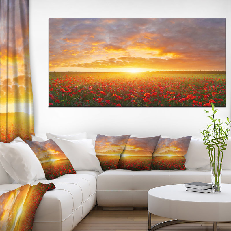 «Poppy Field Under Bright Sunset», reproduction de photo, H 28 po x l 60 po x 1,5 po, Toile avec cadre flottant