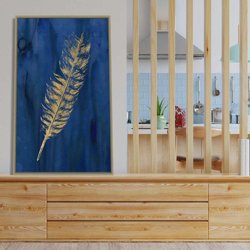 Plume d'or I - peinture, L 39,5 po x H 63,5 po, Encadrement doré