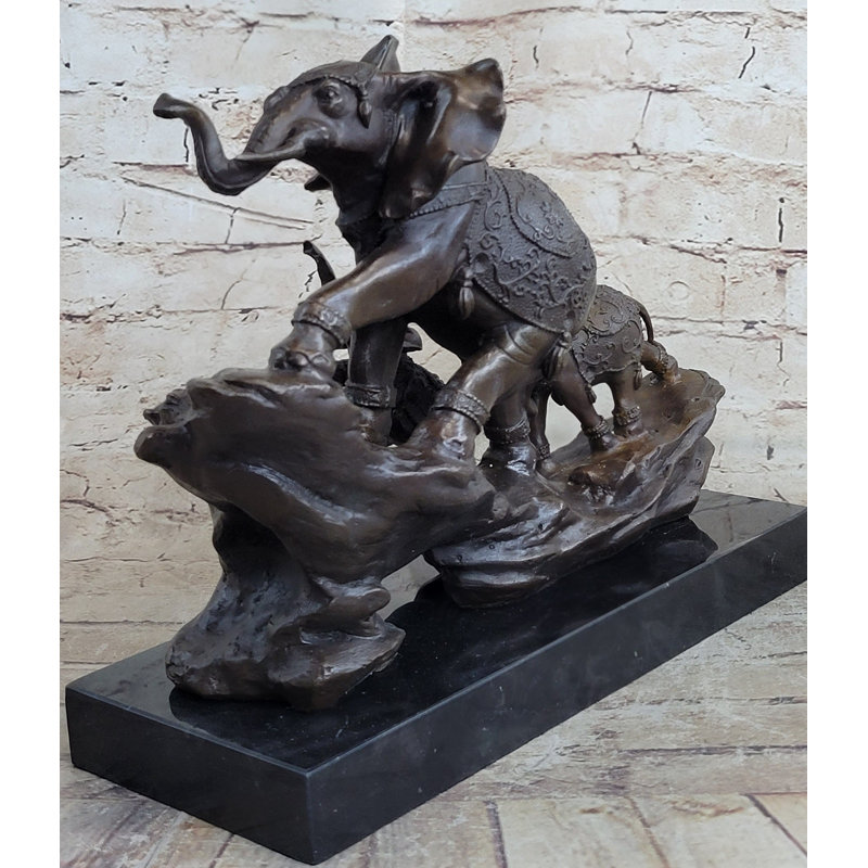 Figurines et sculptures Jiahna