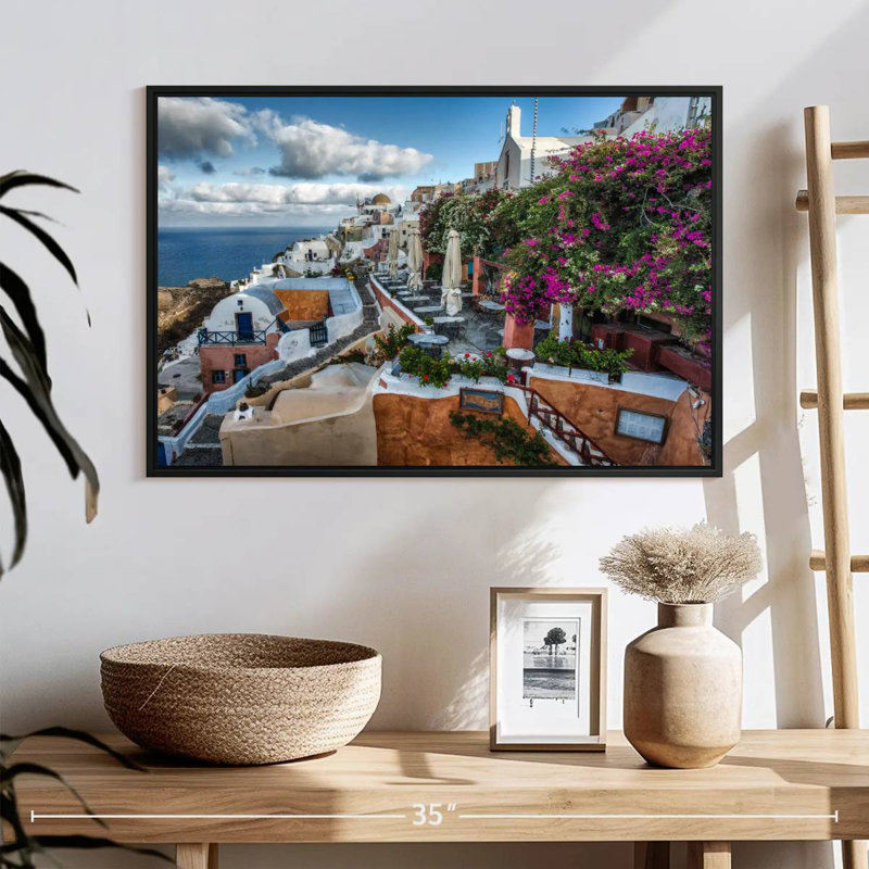 Bougainvilliers et cafés à Oia Santorini, 25 po x 17 po, Cadre flottant noir