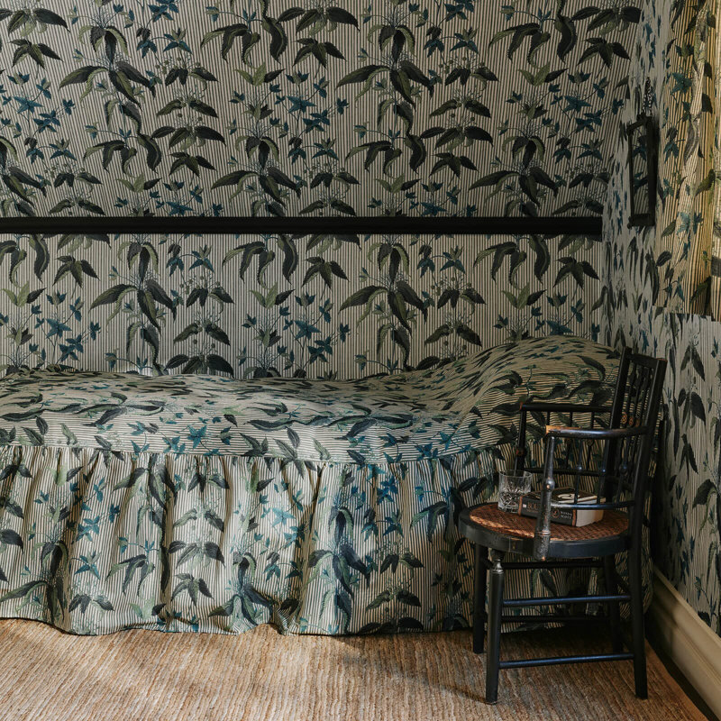 Urtica Wallpaper, Myrtle