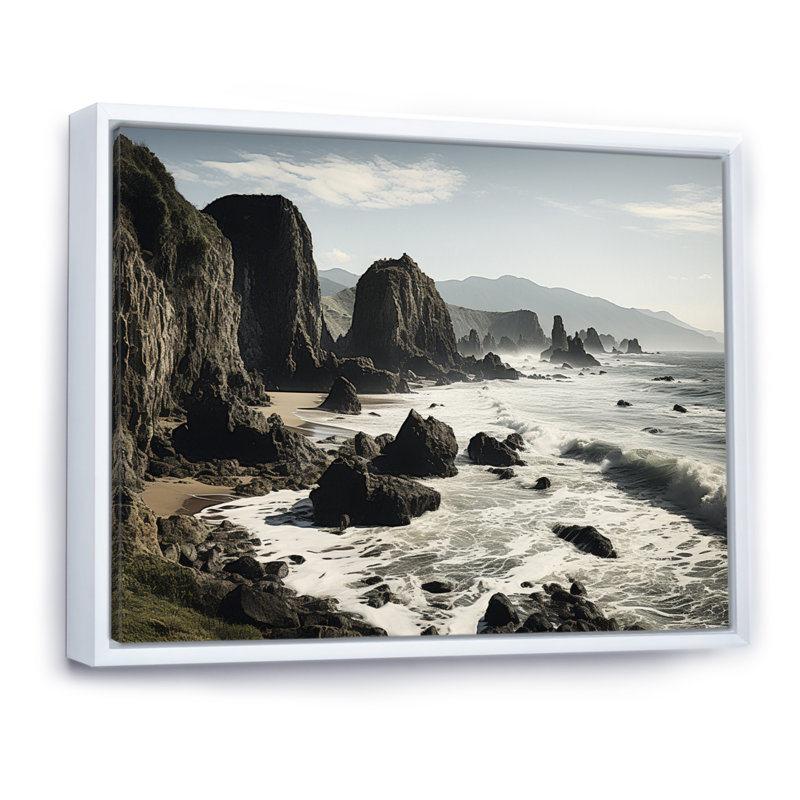 «Aliceyn Beach Cliffhanger», impression sur toile, Cadre flottant blanc, H 34 po x l 44 po x P 1,5 po