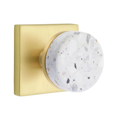 Mortaise intérieure Emtek Select Passage avec rosette carrée et tige conique, bouton terrazzo clair (LH)