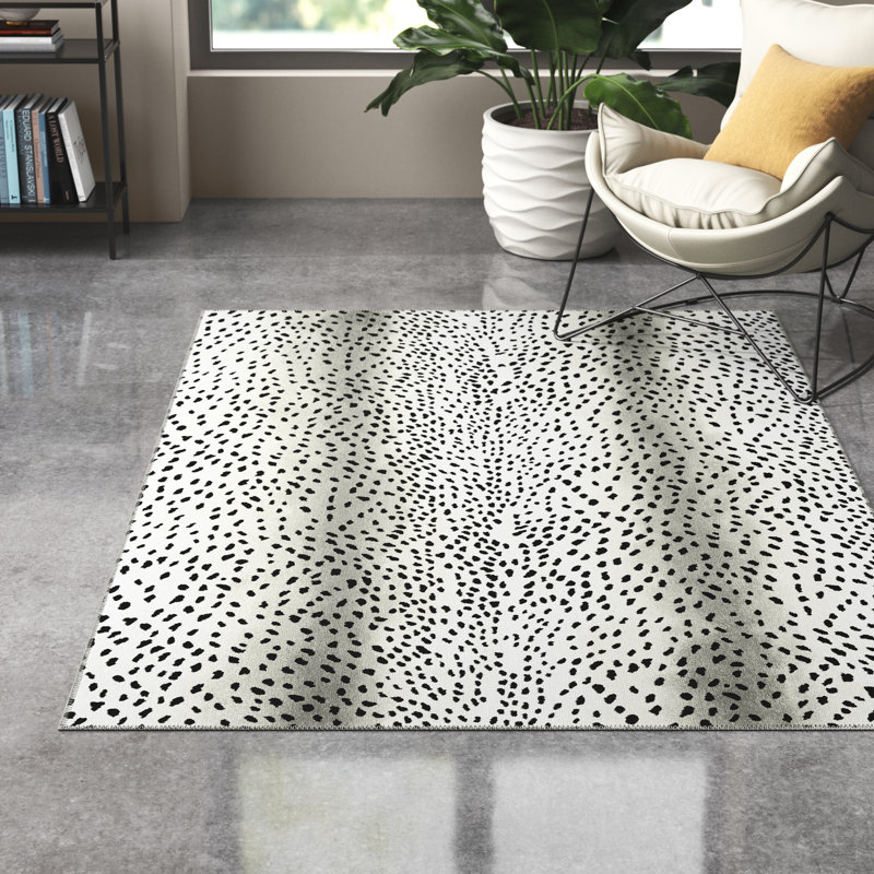 Abiy Chenille Washable Animal Print Indoor / Outdoor Rug, Rectangle 8' x 10'