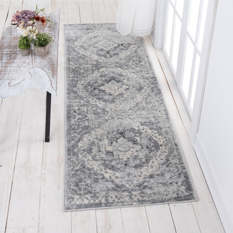 Crete Esmay Performance Gray Medallion Rug, Runner 2'3" x 7'3"