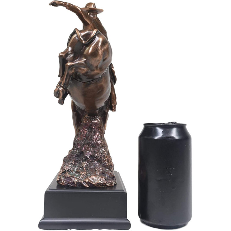 Blizzard People Figurines & Sculptures