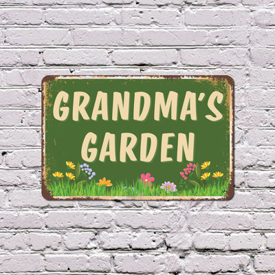 Enseigne en plastique 13 po x 20 po Grandma's Garden