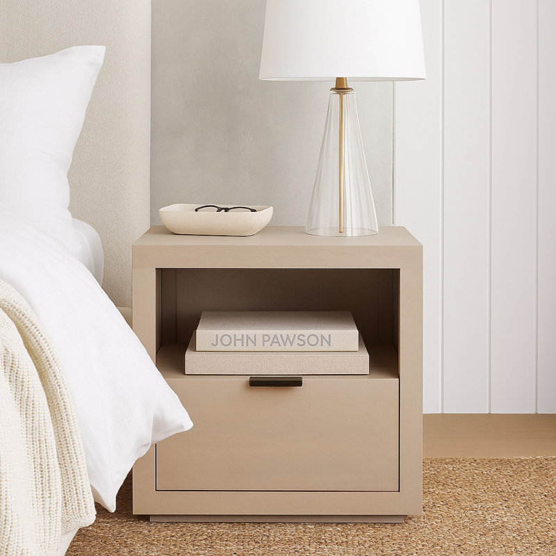 Table de chevet avec tiroir et tablette Soma, bois de manguier gris clair naturel