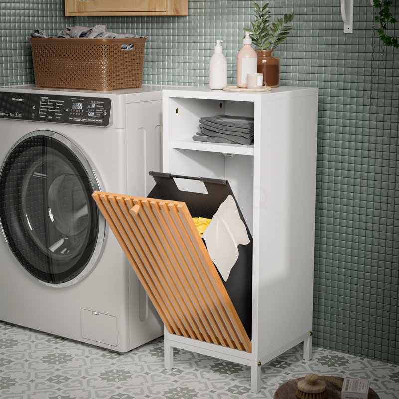 Armoire de salle de bain avec façade en bambou et panier à linge