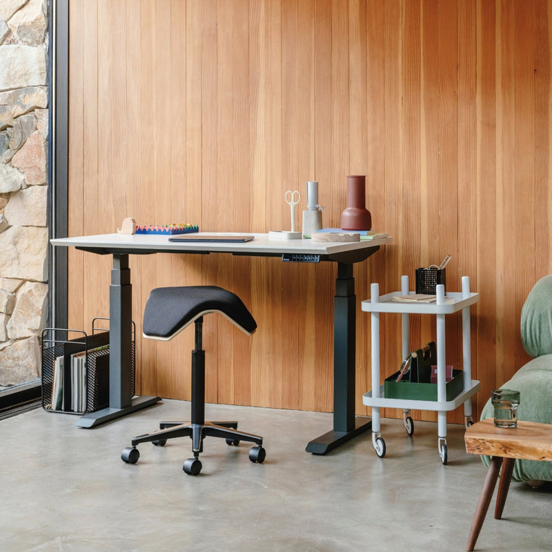 Saddle Chair, Black