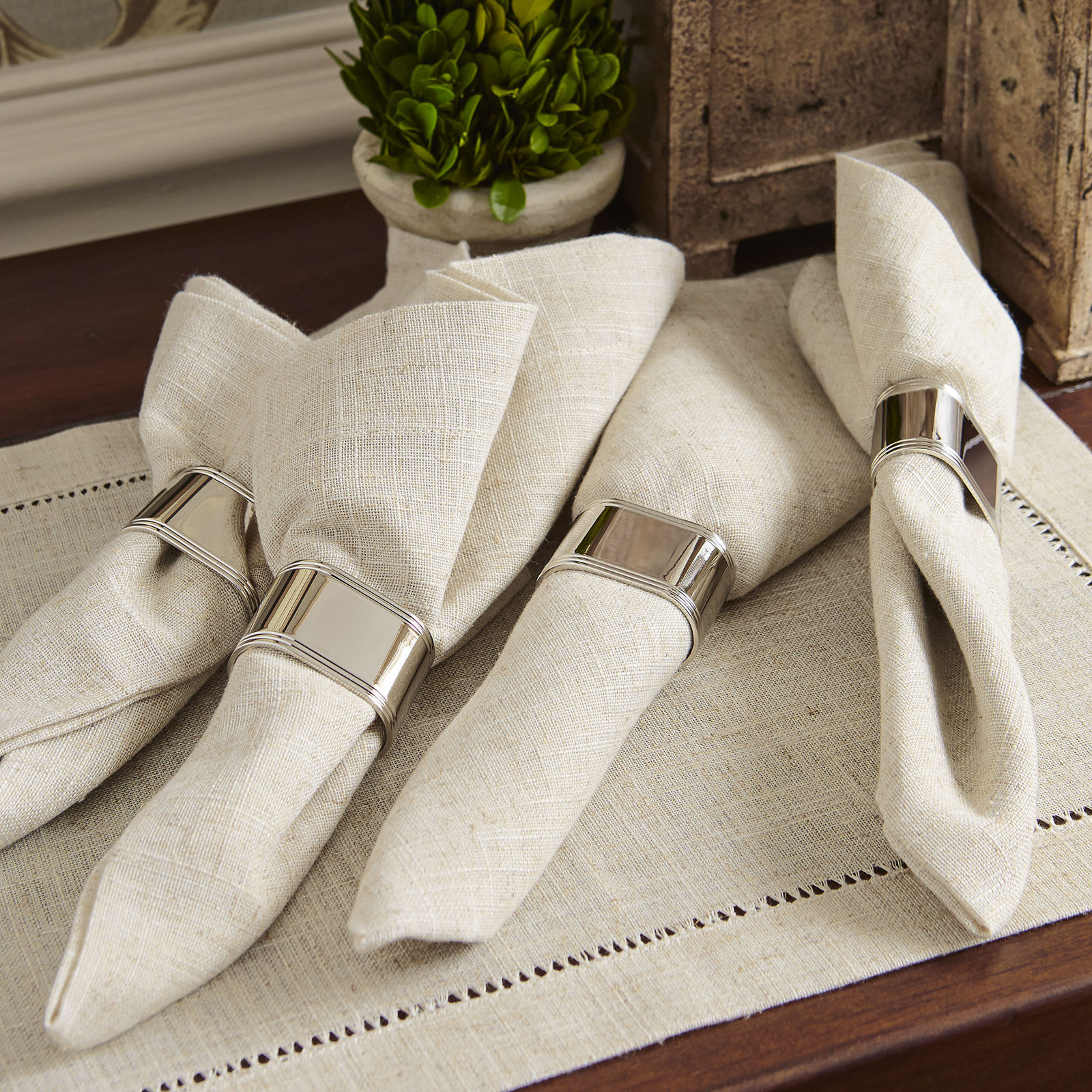 Oval 4 Pieces Napkin Rings