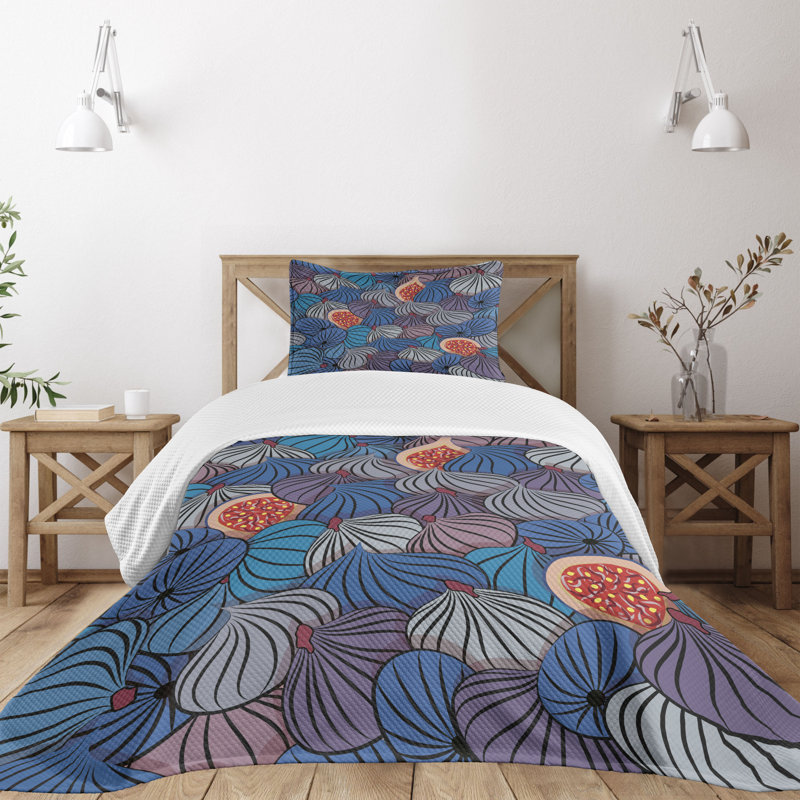 Gray and Blue Fig Pattern Twin Quilted Bedspread Set