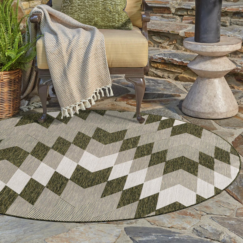 Blox Hower Indoor/Outdoor Area Rug, Round 7'10"