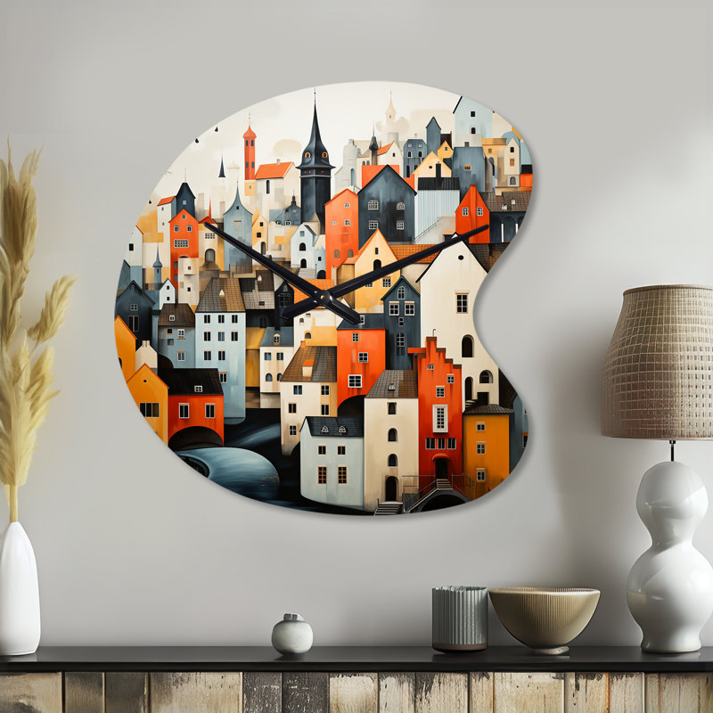Horloge murale asymétrique en métal Danemark, Danemark, Petit
