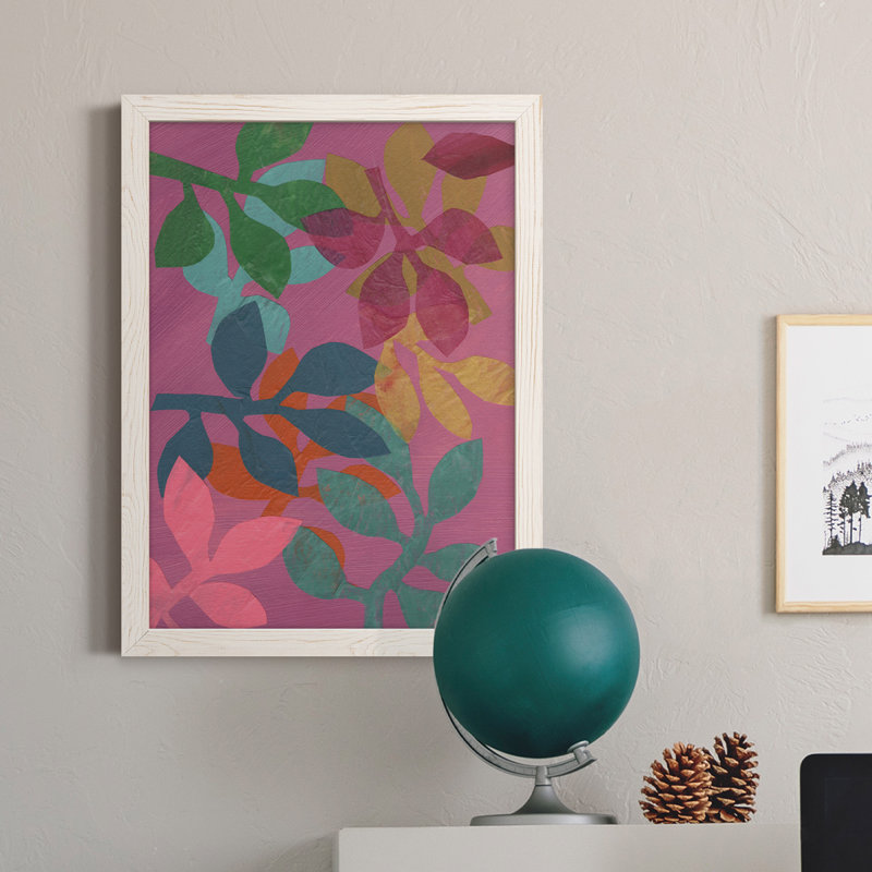 «Vivid Stems V», toile encadrée de qualité supérieure - prête à être accrochée, H 38 po x l 28 po x P 1 po, Blanc