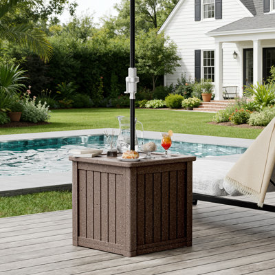 Table d'appoint carrée multifonctionnelle avec pied de parasol, finition sablée marron, pour terrasse ou patio, 48 cm (L) x 48 cm (P) x 48 cm (H)