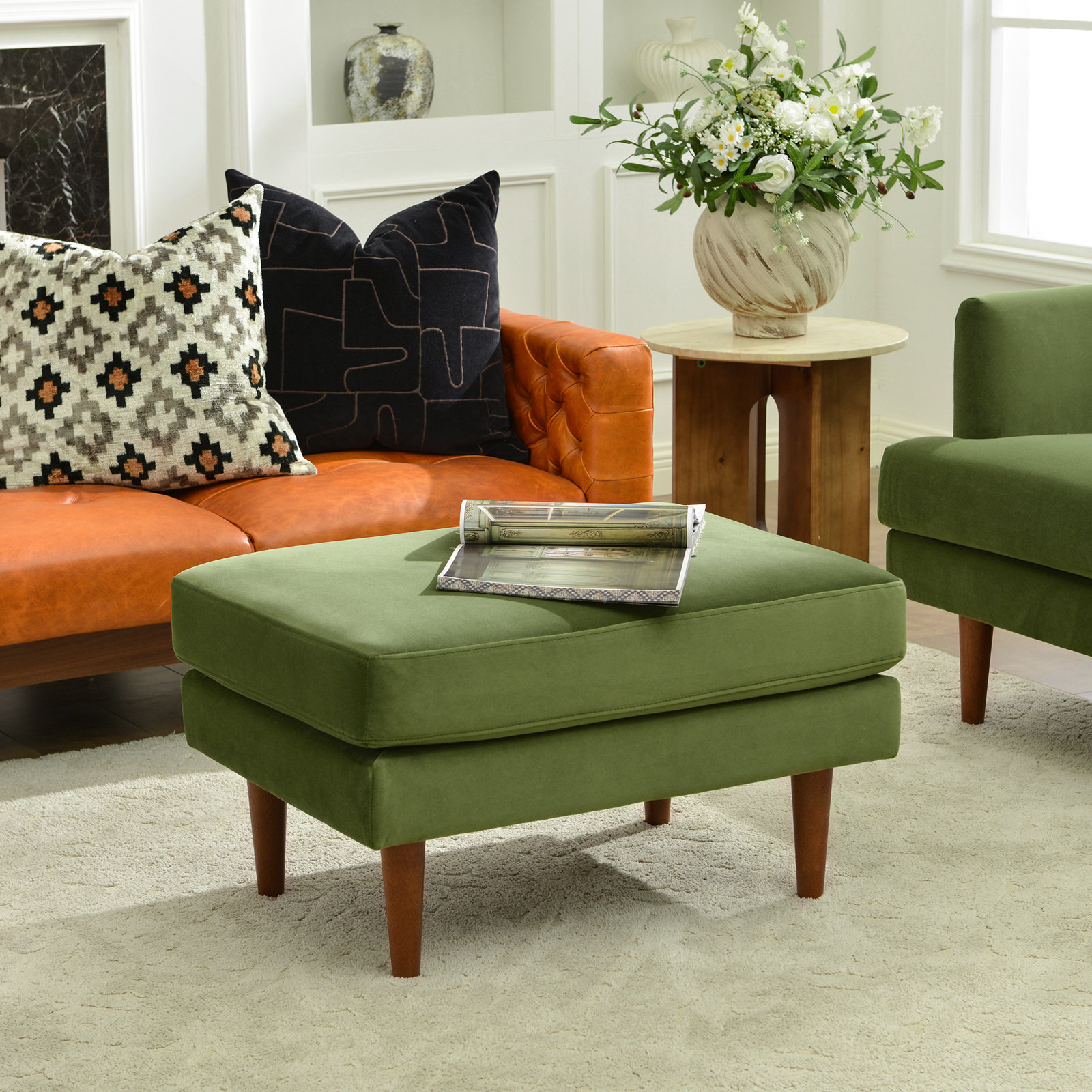 Miller Linen Ottoman, Green, 19" H x 32" W x 23" D