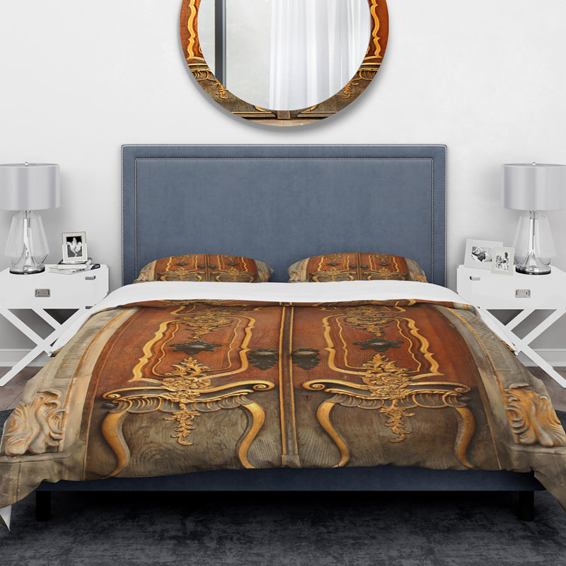Ensemble de housse de couette brun vieilles portes avec ornements designart
