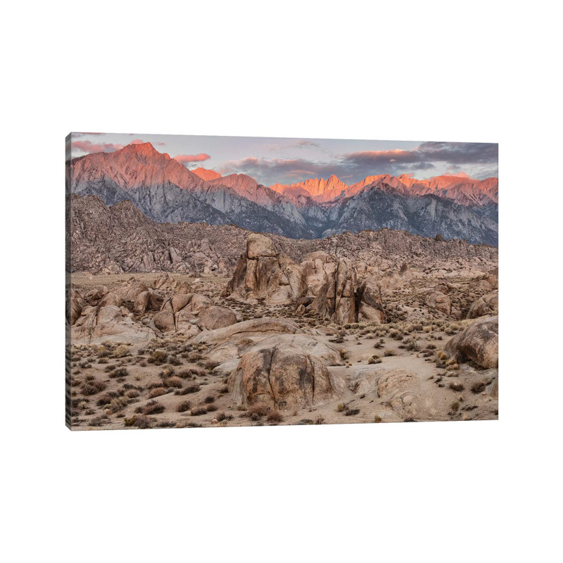 Usa, Eastern Sierra, Alabama Hills by John Ford - Wrapped Canvas Print, 101.6 cm H x 66.04 cm W