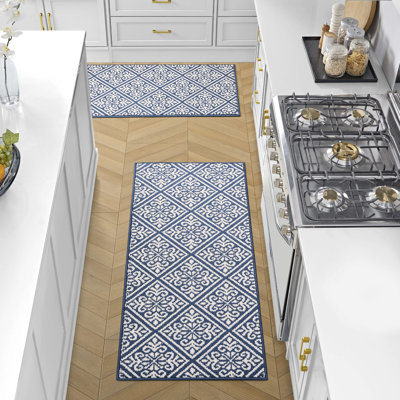 Austell Machine Woven Synthetic Geometric Area Rug