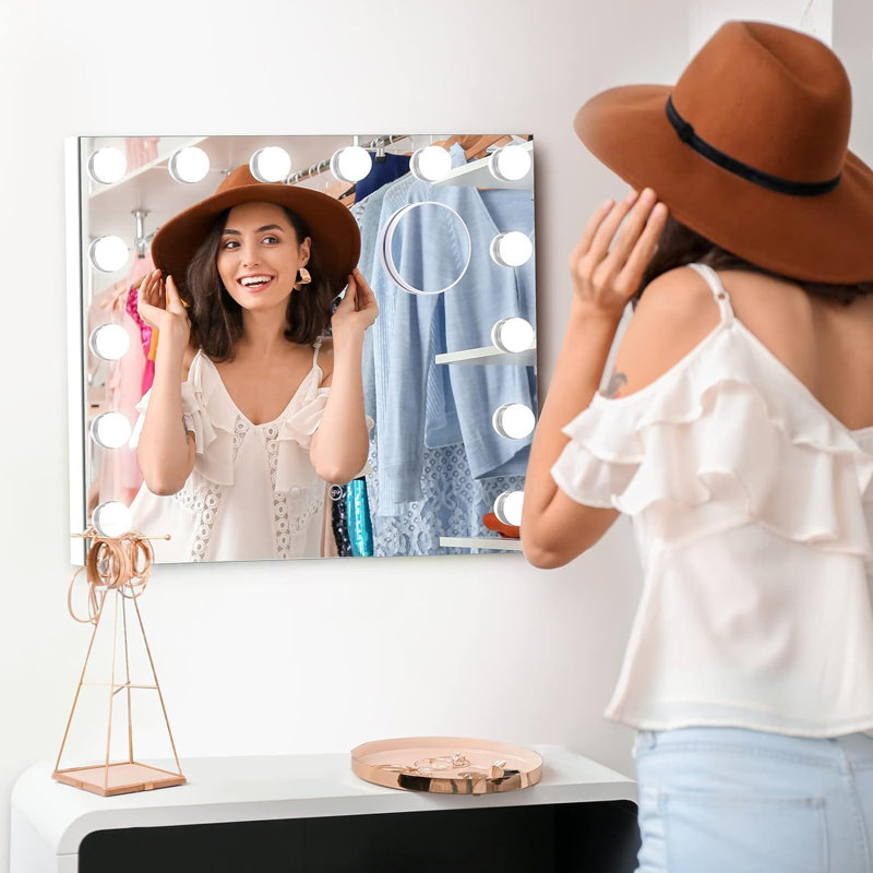 Elitsa Metal Rectangle Dresser Mirror