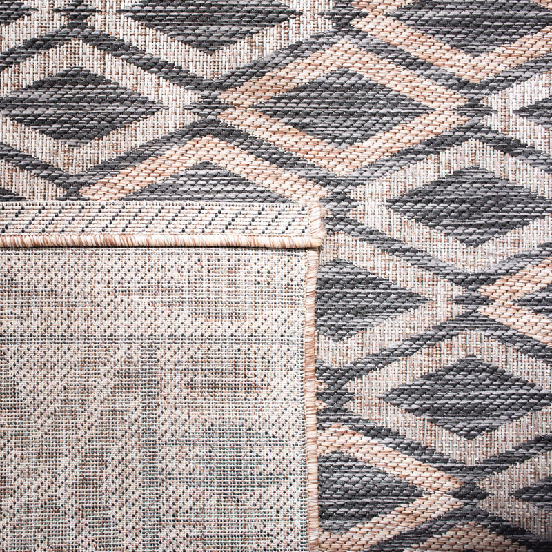Tapis d'intérieur / extérieur à motif géométrique Amarien Performance, Carré 6 pi 7 po