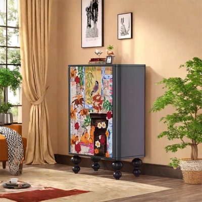 Armoire de rangement élégante avec structure en bois de frêne