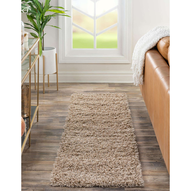 Tapis Santosha à poils longs, Tapis de couloir 2 pi 7 po x 16 pi 5 po, Taupe