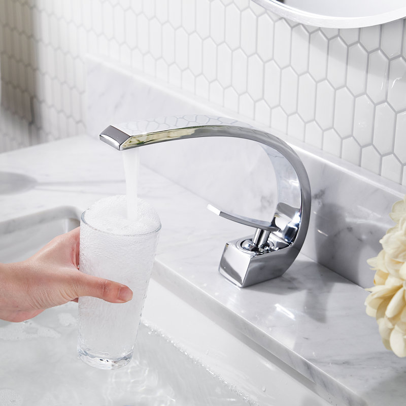 Single-handle Bathroom Faucet, Chrome