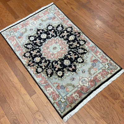 Tapis en laine fabriqué à la main Tabriz