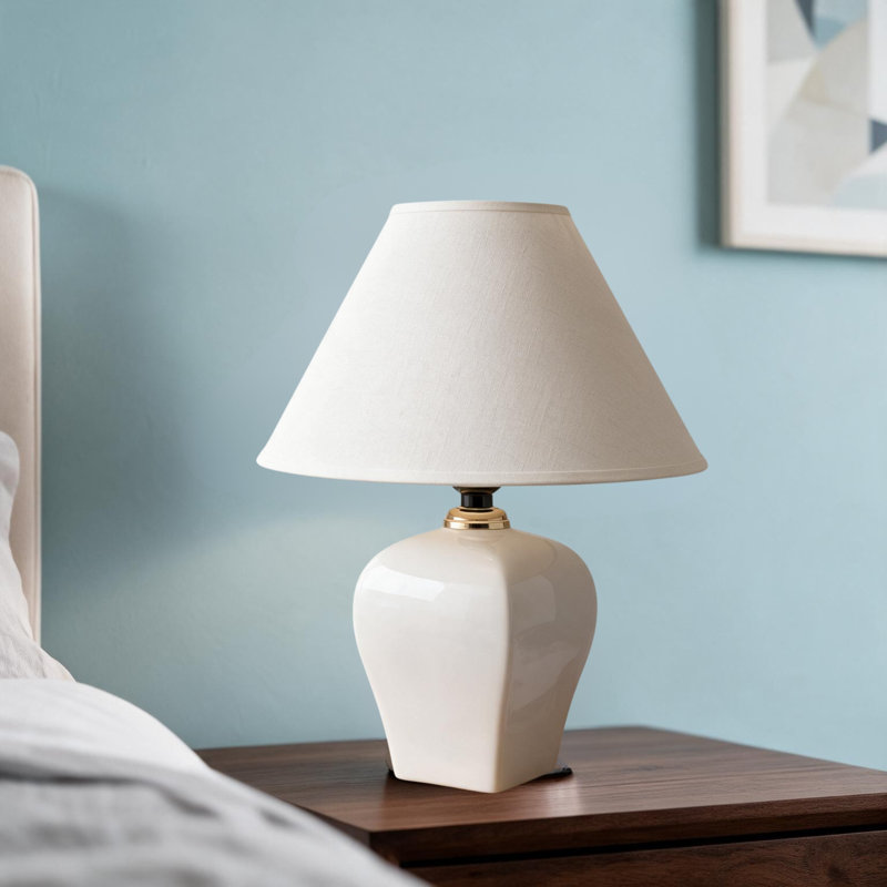 Mini lampe de table cubique en céramique ivoire 13 "avec abat-jour empire ivoire Cube