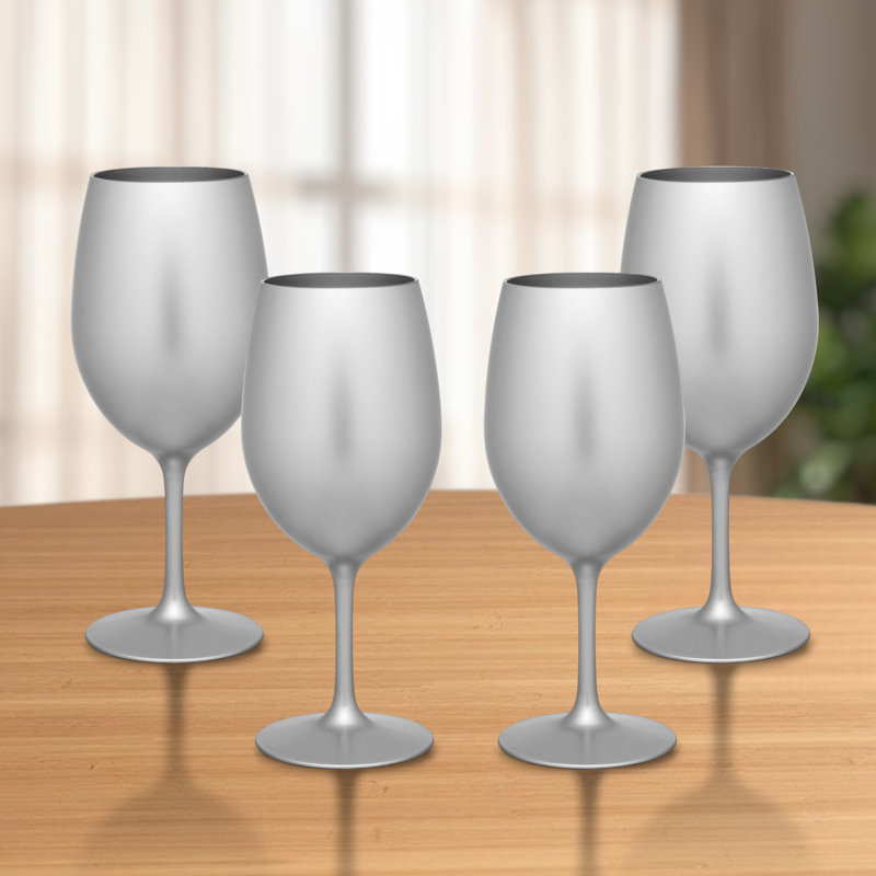 Ensemble de quatre verres à vin tout usage à pied en acrylique argenté