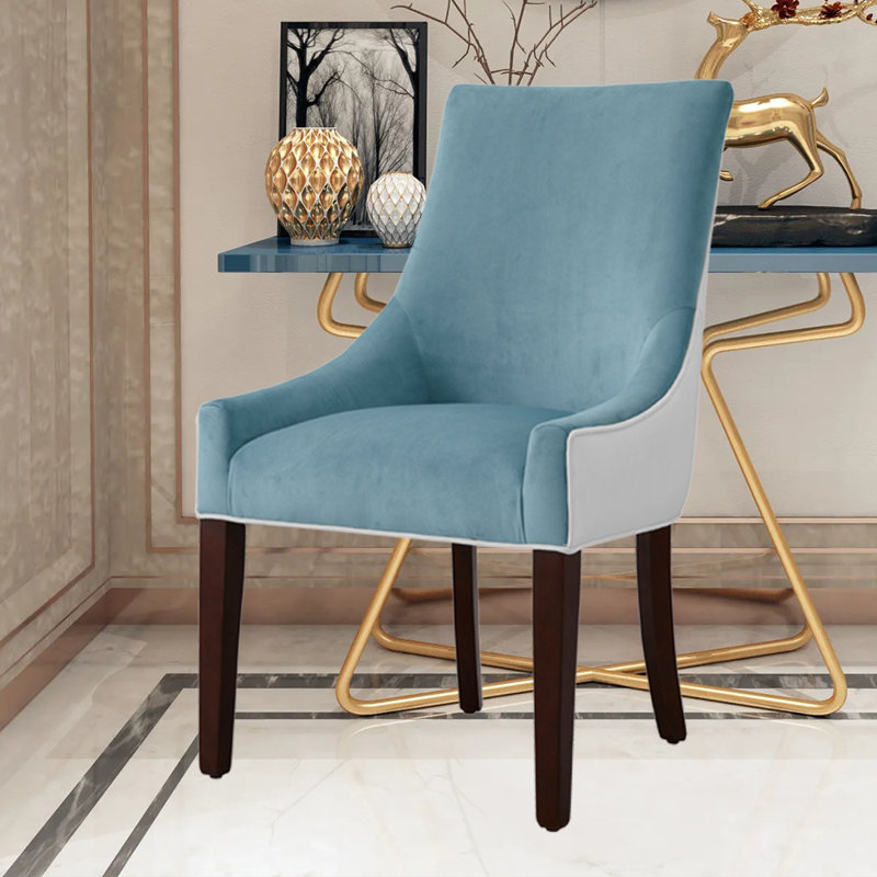 Chaise rembourrée Eric, Écume de mer / neige