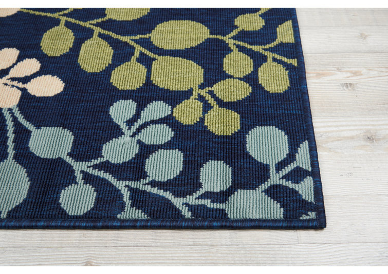 Harwich Floral Indoor / Outdoor Area Rug