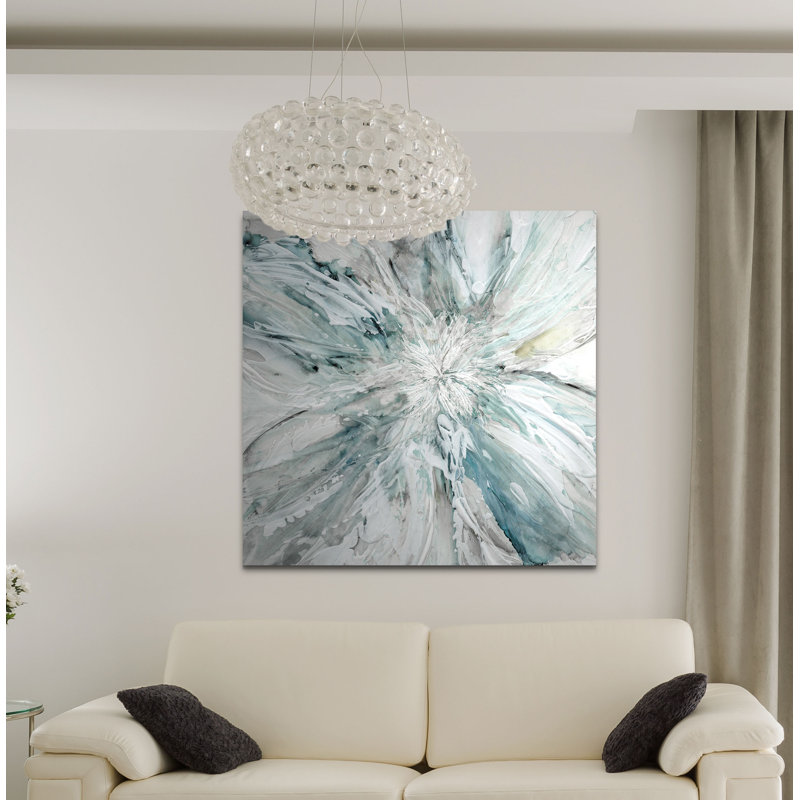 «Soft Blossom Burst», peinture sur toile tendue, H 10 po x l 10 po x P 1,5 po