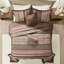 Literie avec courtepointe rouge et 2 coussins décoratifs, 5 coussins décoratifs doubles / grands-116011806-116011807