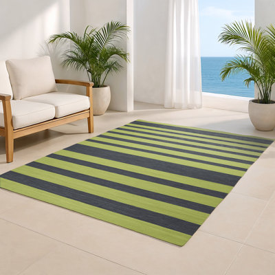 Tapis intérieur / extérieur vert HorizontalStripes