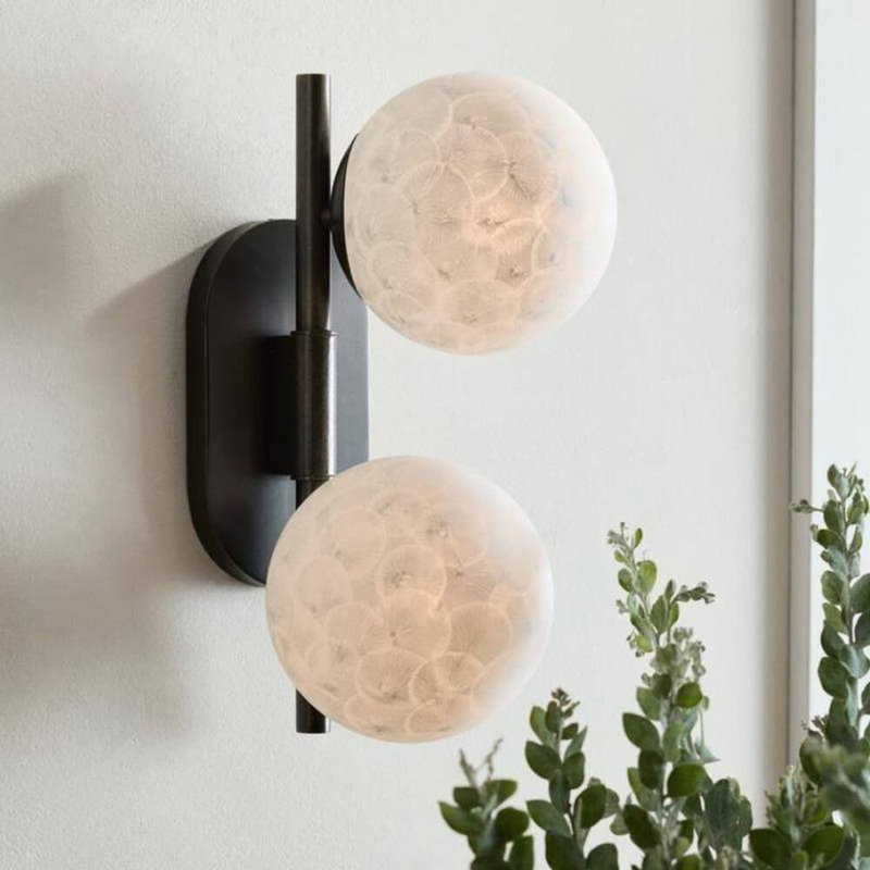 Julie 2 - Light Swing Arm
