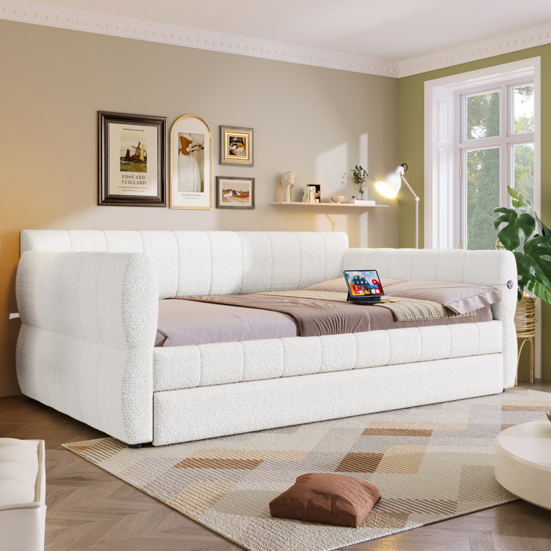 Upholstered Daybed With Usb And Trundle, White