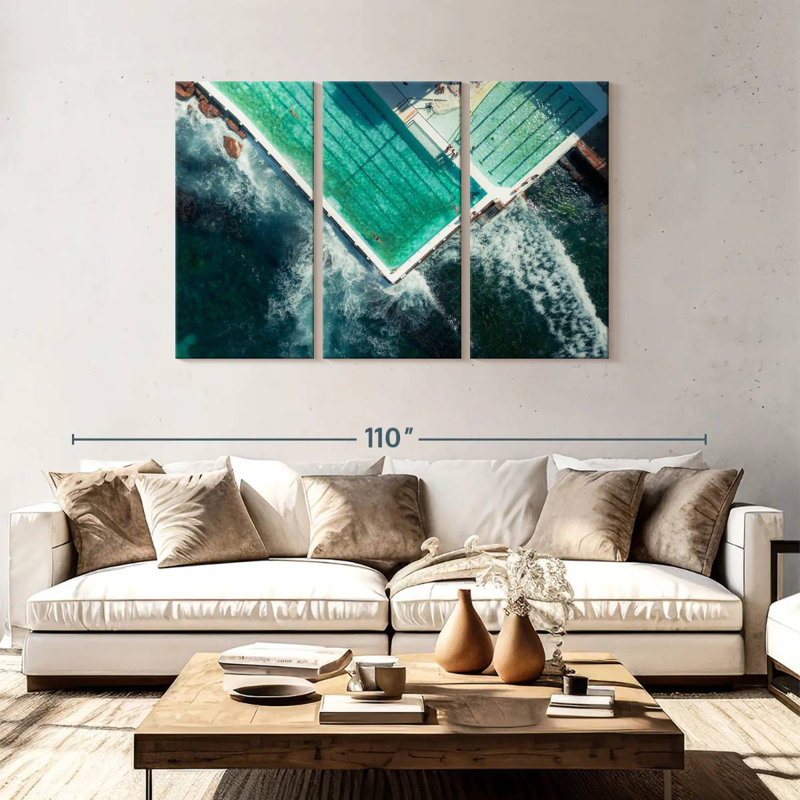 Gillard Bondi Icebergs Pool, H 48 po x l 74 po