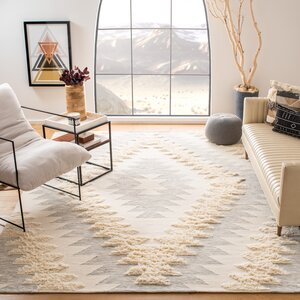 Alimatou Southwestern Handwoven Wool/Cotton Gray/Ivory Area Rug