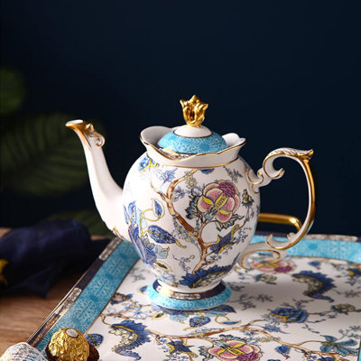 Porcelain tea set