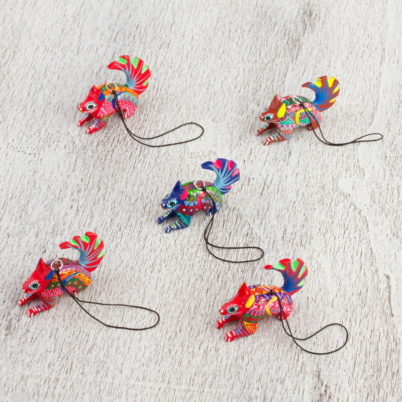 Ensemble d'ornement suspendu 4 pièces en bois écureuil coloré Alebrije