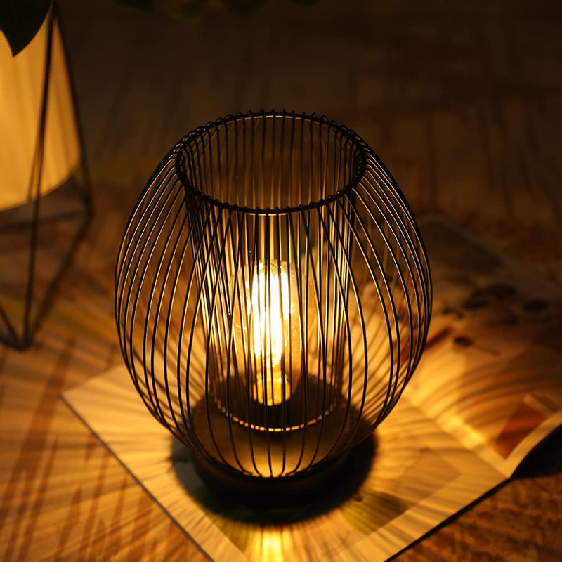 Placerville Metal USB Desk Lamp
