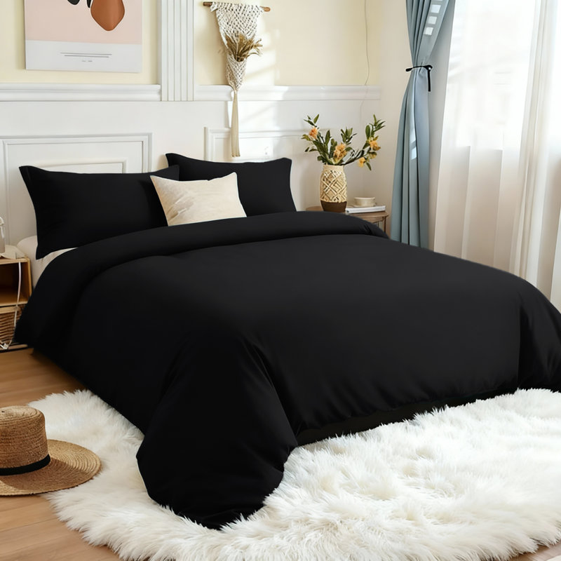 Microfiber 250 TC Reversible 4 piece Plain Duvet Cover Set with Pillowcases, Super King Duvet Cover + 4 Additional Pieces